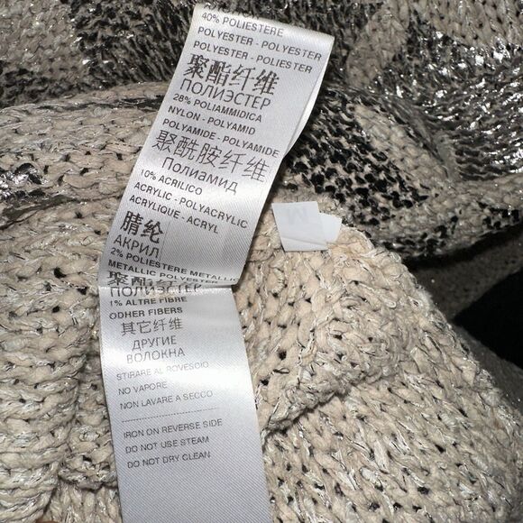 D. EXTERIOR Made in Italy Silver Metallic Floral Sparkle Knit Top Sweater Size M - Picture 10 of 12